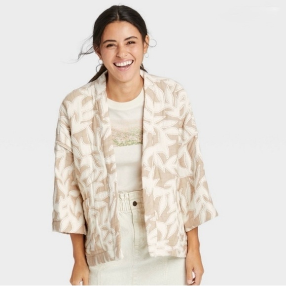 Universal Thread Cream and Tan quilted Jacket women’s one size 🤩 beautiful 🤩 - Picture 1 of 7